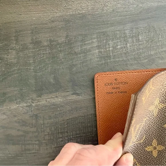 🔥Low Start Louis Vuitton Card Holder🔥 - Picture 7 of 9